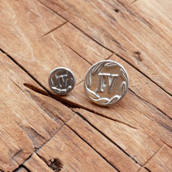 13 16  and 1 2  King s 4th Regiment of Foot Button (British) 1774-1793 Sale
